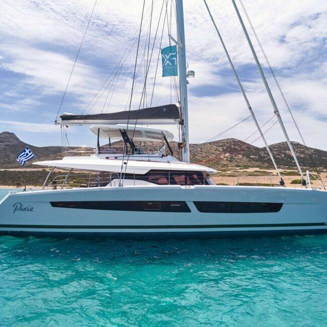 Pixie Private Yacht Charter