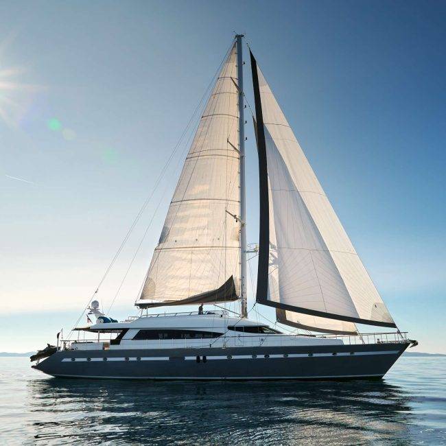 luxury yacht cruises greece