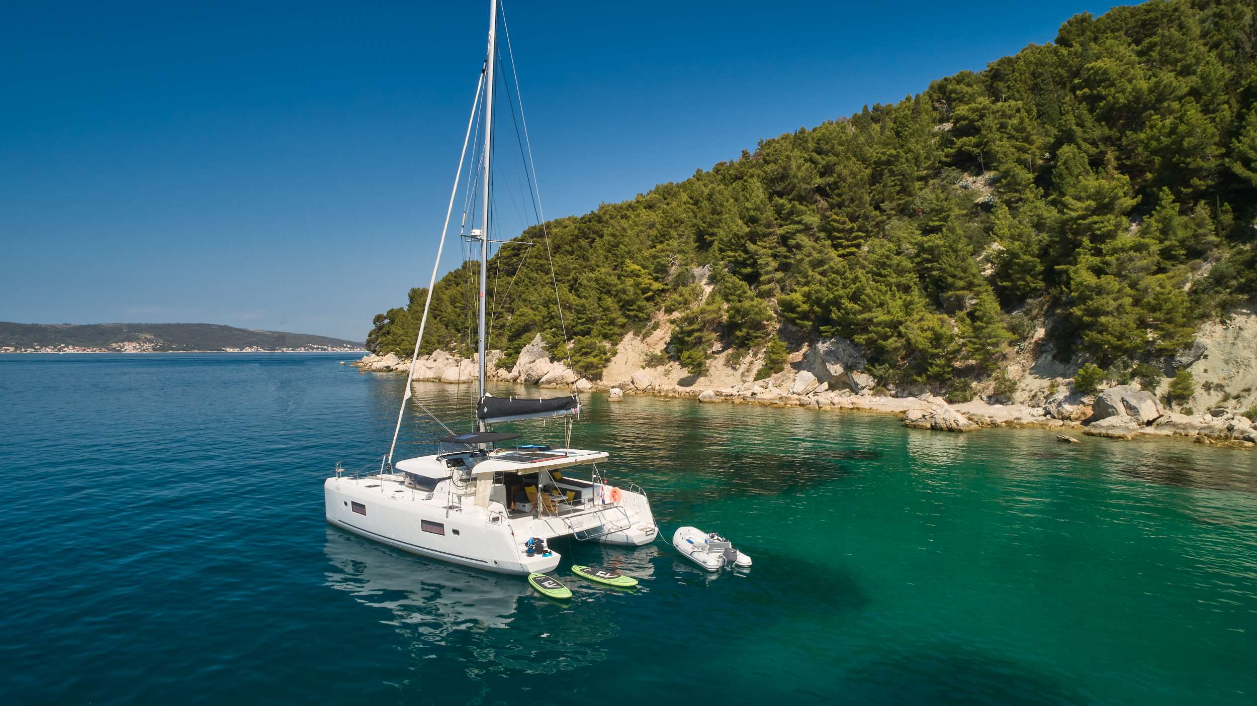 Catamaran Aura Luxury Yacht Charter in Croatia